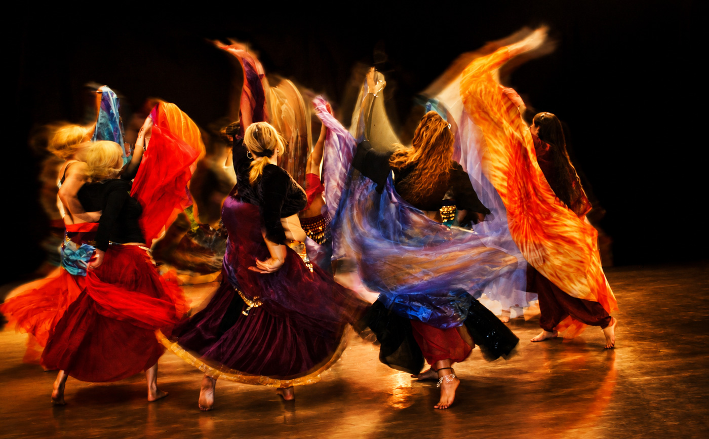 Bellydance class in session : World Dances article