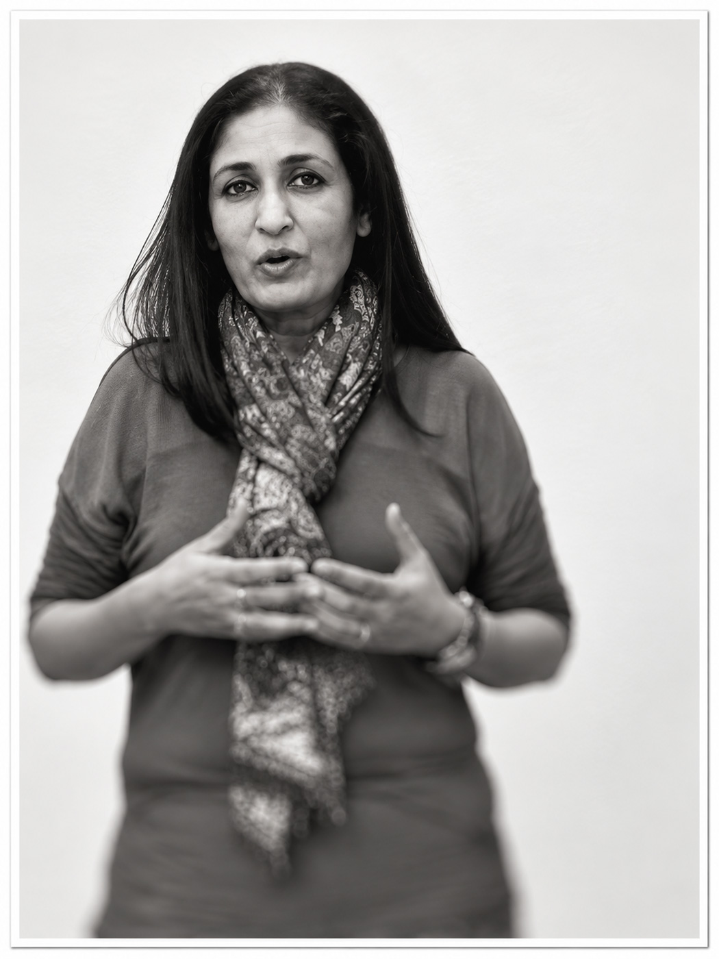 Black-and-white Lensbaby portrait of Seema Kohli